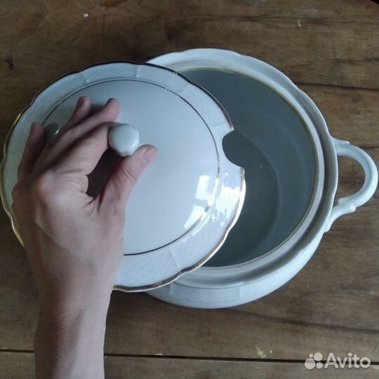 Чешская фарфоровая супница