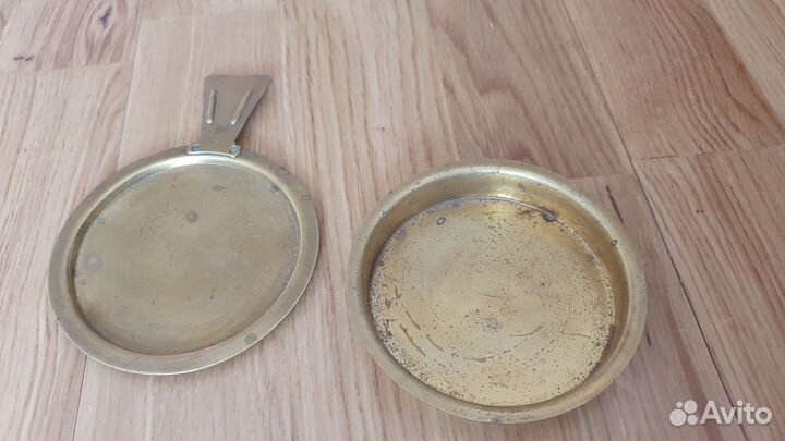 Пепельница латунь