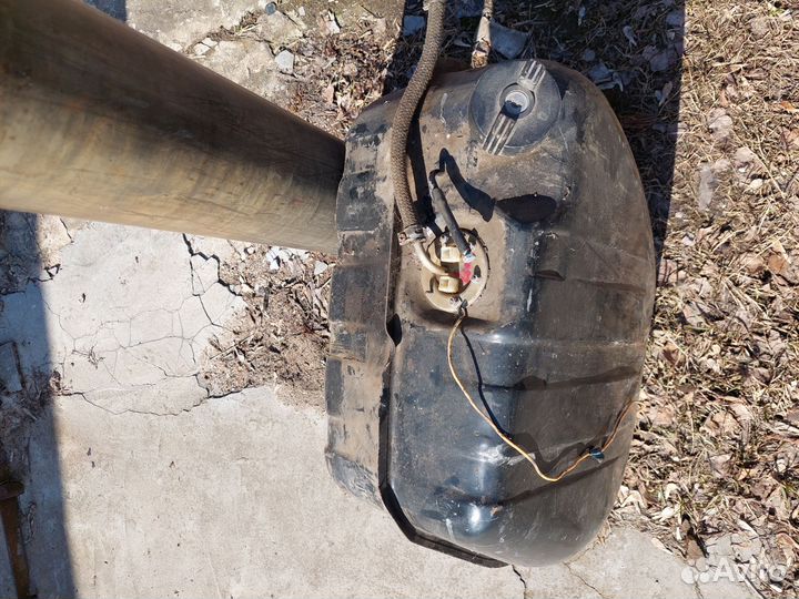 Бензобак классика карбюратор