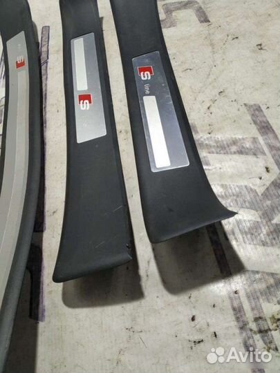 Накладки на пороги Audi A4 B6