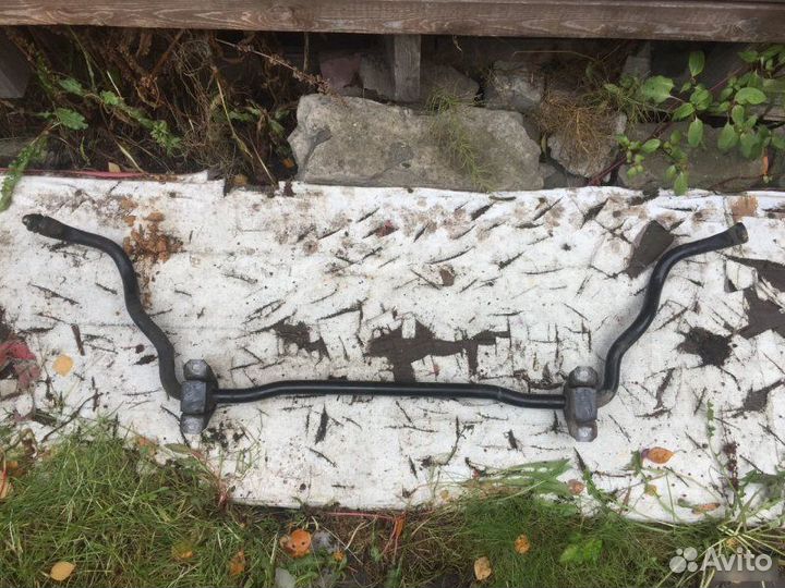 Стабилизатор передний Bmw X5 E70