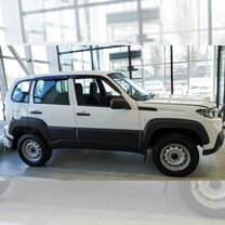 Новый ВАЗ (LADA) Niva Travel 1.7 MT, 2024, цена 1 269 000 руб.