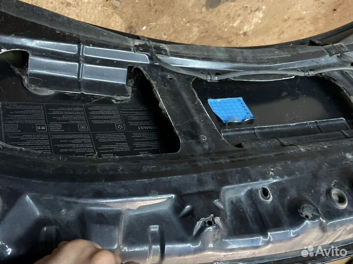 Капот Рено сценик2