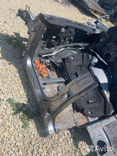 Передняя левая четверть hyundai ix 35