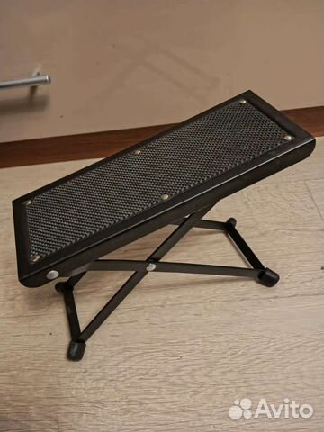 Новая гитара,метроном,чехол,подставка для ног