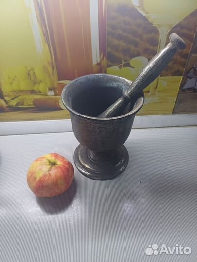 Ступка с пестиком чугунные