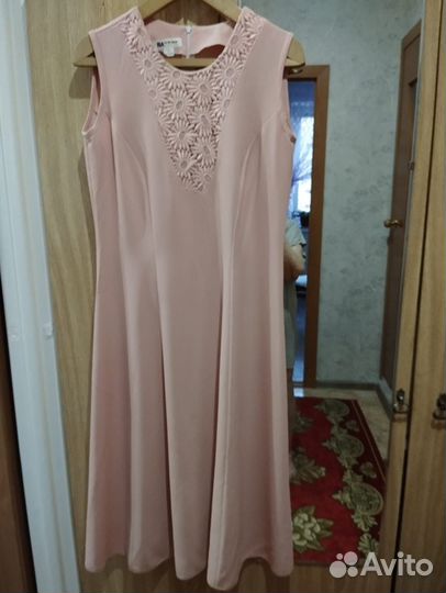 Платье женское