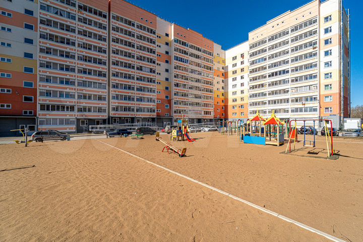 3-к. квартира, 104 м², 1/10 эт.