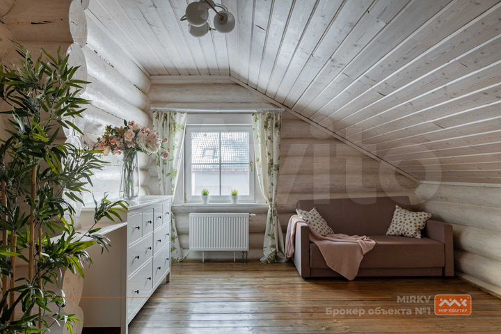 Дом 352,3 м² на участке 25 сот.