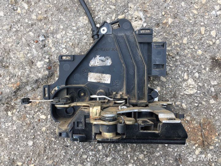 Замок двери Skoda Fabia 1