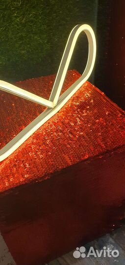 Предметы для фотозоны коробки подарки