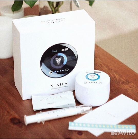 Отбеливание зубов Viaila