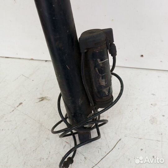 Амотризатор подвески задний Mercedes-Benz E W211