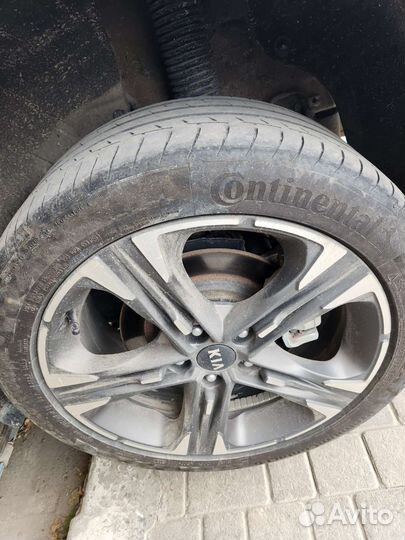 Continental ContiPremiumContact 6 235/45 R18 Y