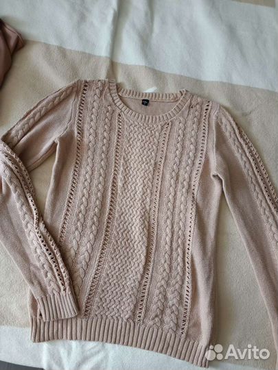 Женская одежда свитера 44