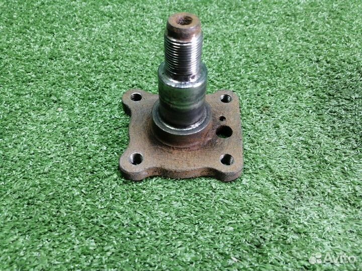 Ступица задняя левая Ford Fiesta CBK 2008