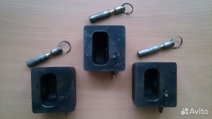 Замок гаражный с засовом