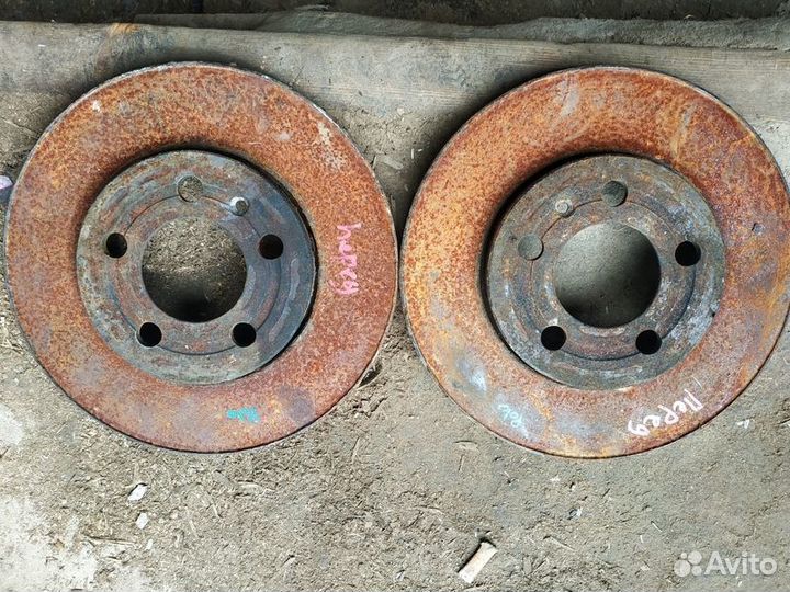 Диск тормозной передний Volkswagen Polo Sedan