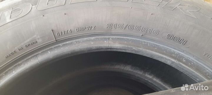 Bridgestone Dueler H/P 215/65 R16