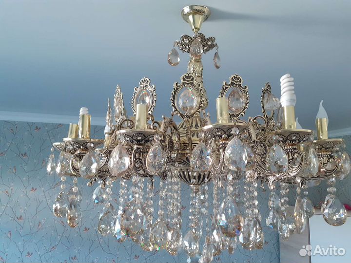 Большая люстра 16рожков хрустальная