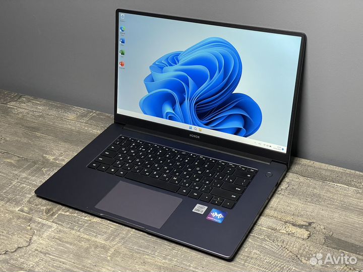 Ноутбук Honor MagicBook 15 Intel I3 10110U 8/256