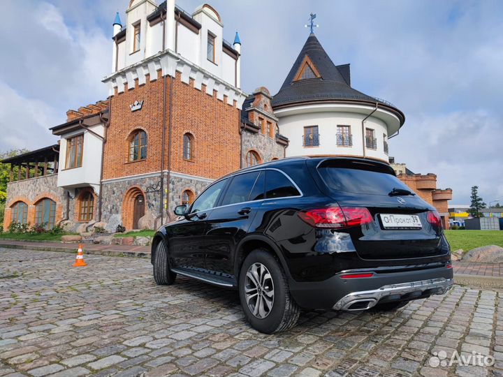 Аренда и прокат авто Мерседес GLC 220dбез залога