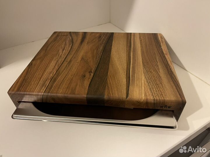 Доска с поддоном 36х30см из ореха