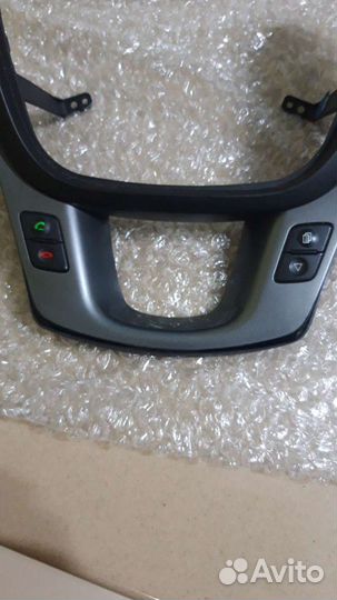 Переключатель кнопочный управления автомагнитолой