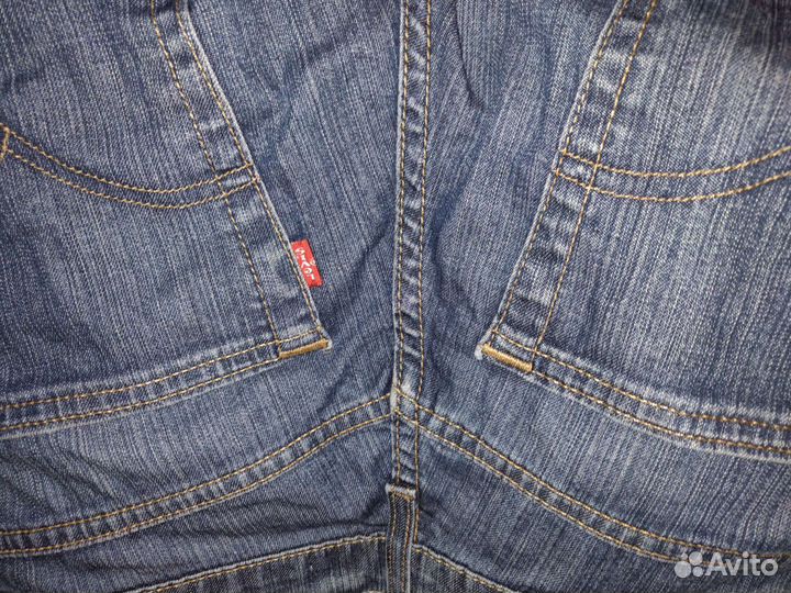 Джинсы levis