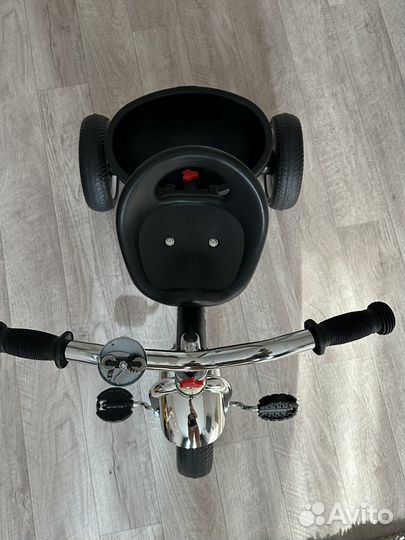 Трехколесный велосипед