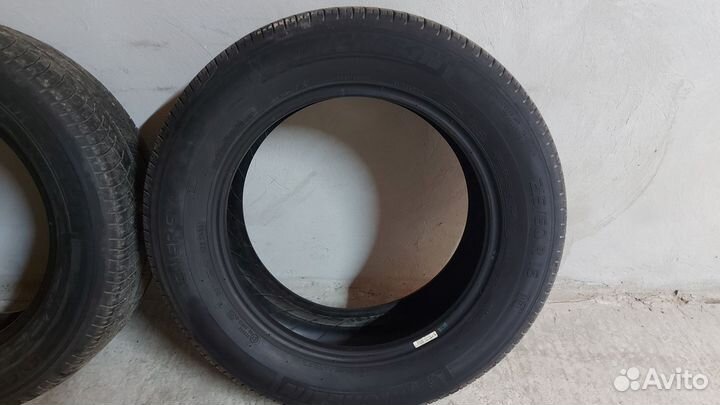 Michelin Agilis 215/60 R16