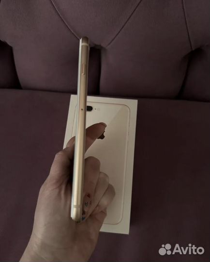 iPhone 8 Plus, 64 ГБ