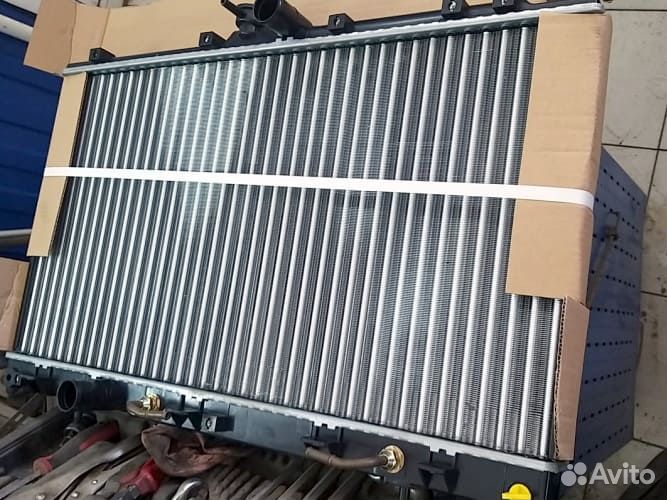 Радиатор системы охлаждения автомобиля