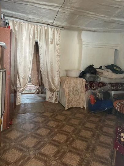 Дом 28 м² на участке 5 сот.