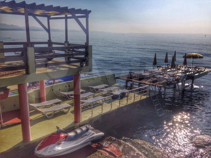 Комната 35 м² в > 9-к., 4/7 эт.