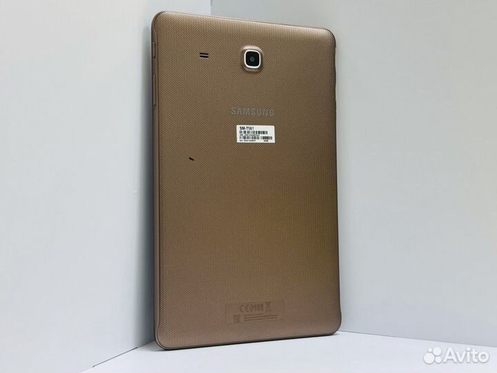 Планшет Samsung Galaxy Tab E SM-T561(L14)