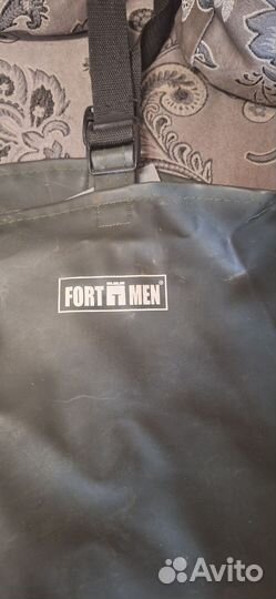 Болотные сапоги