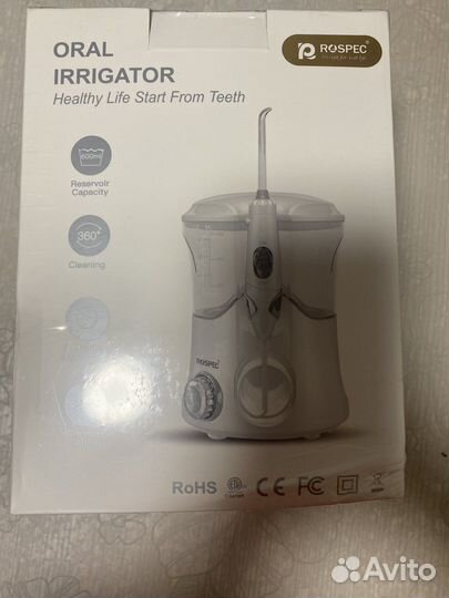 Ирригатор для полости рта новый в упаковке