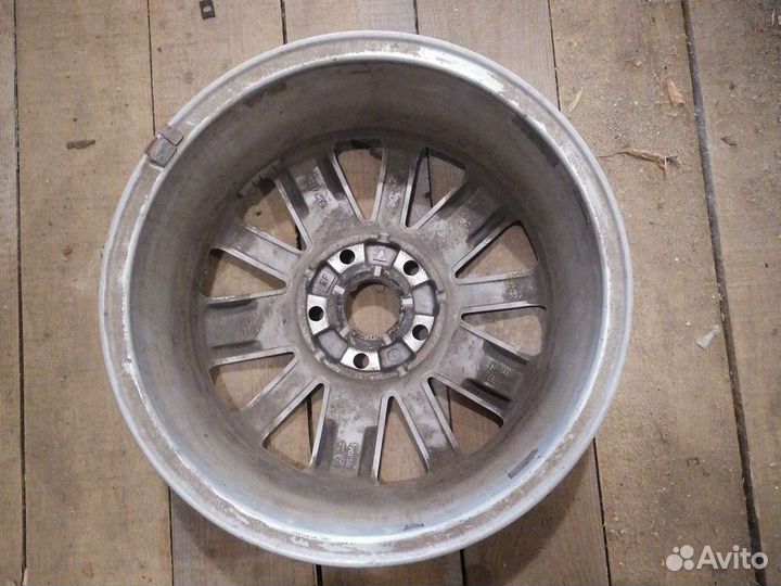 VW Passat (B7) 2011 Диск колесный в Перми