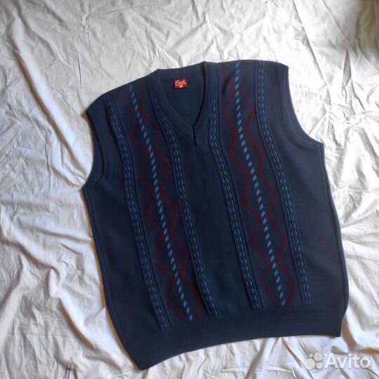 Винтажная жилетка