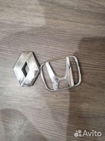 Значки от машин