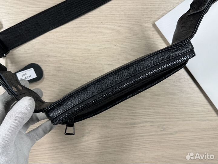 Сумка поясная кожаная Tommy Hilfiger