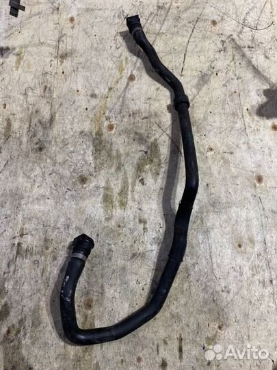 Патрубок системы охлаждения Bmw 7-Series F01/F02