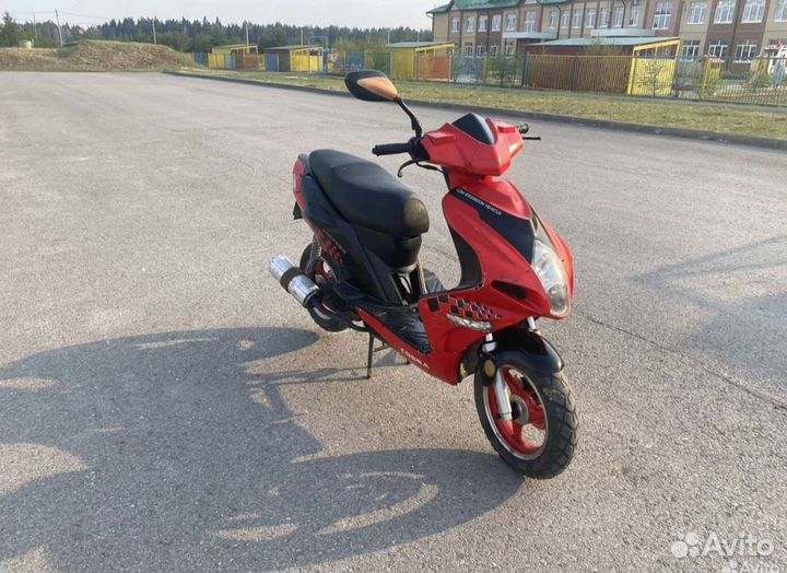 Скутер vortex cobra