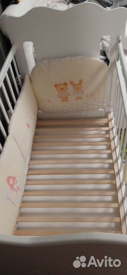 Бортики для кроватки, постельные принадледности