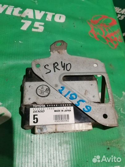 Блок управления Toyota Town Ace Noah SR40 3SFE