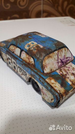 Машинка игрушка