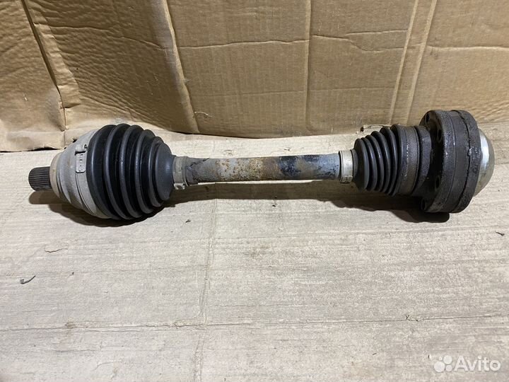 Привод передний левый Skoda Octavia A7 5Q0407271