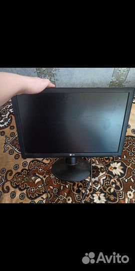 Монитор LG