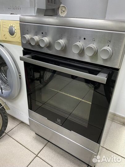 Электрическая плита Electrolux EKC952502X